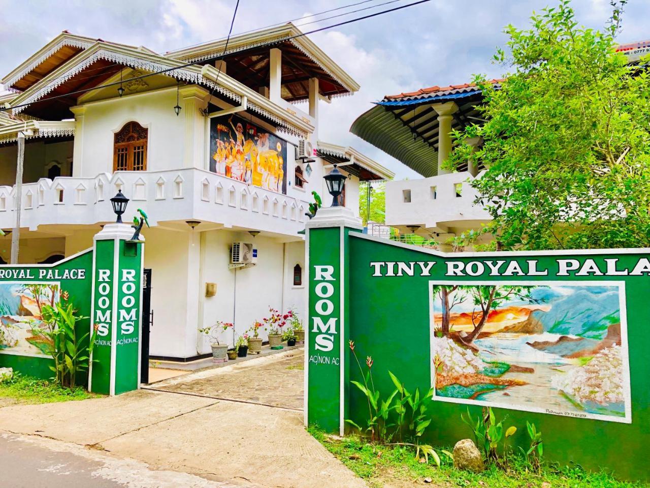 Tiny Royal Palace Unawatuna Exterior foto